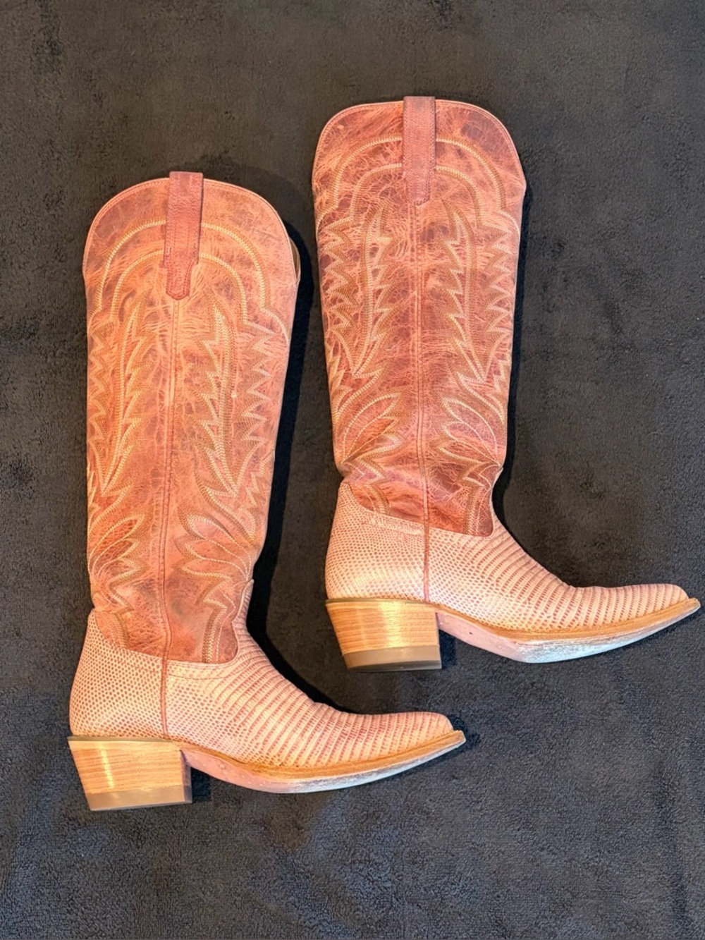 Tecovas Abby Frost Pink Lizard Cowgirl Boots - Picture 5 of 8